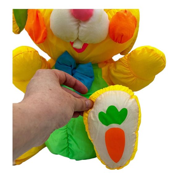Tb Trading Co Plush Nylon Bunny Rabbit Carrot Feet Yellow Green Vintage 13” Sit - Picture 2 of 10